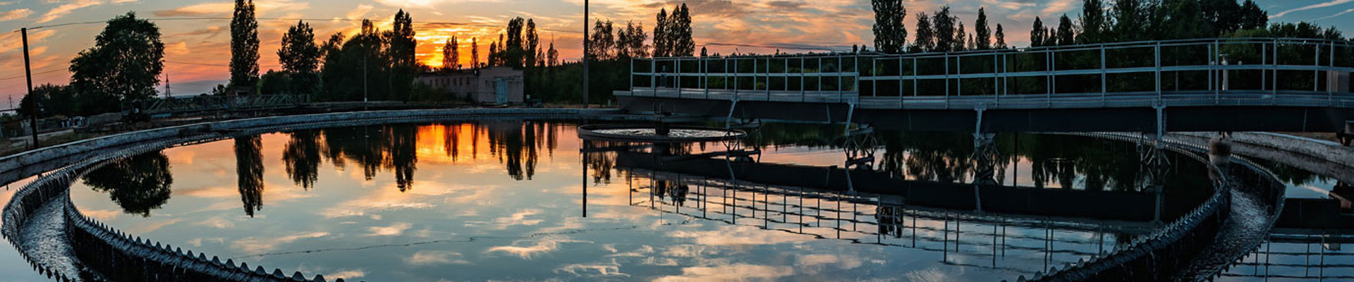 mirror on surface of clarifier